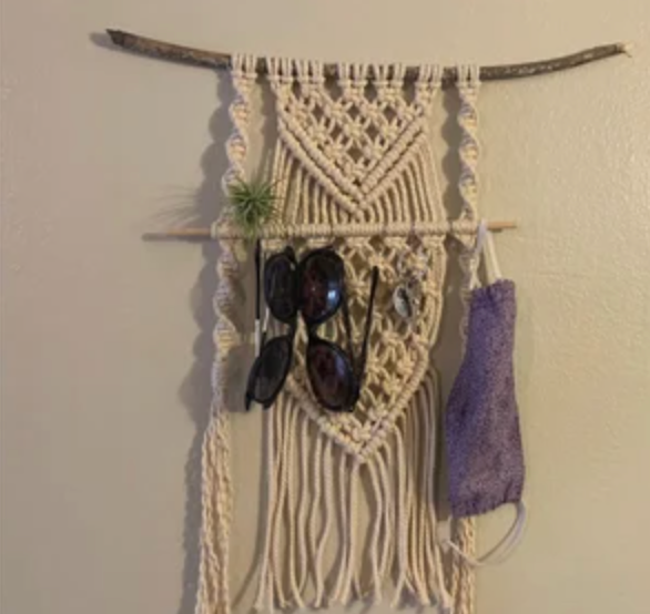 KeyHaven β Handmade Wooden Key Stand
