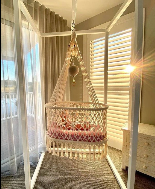TinyHug – Handmade Baby Swing