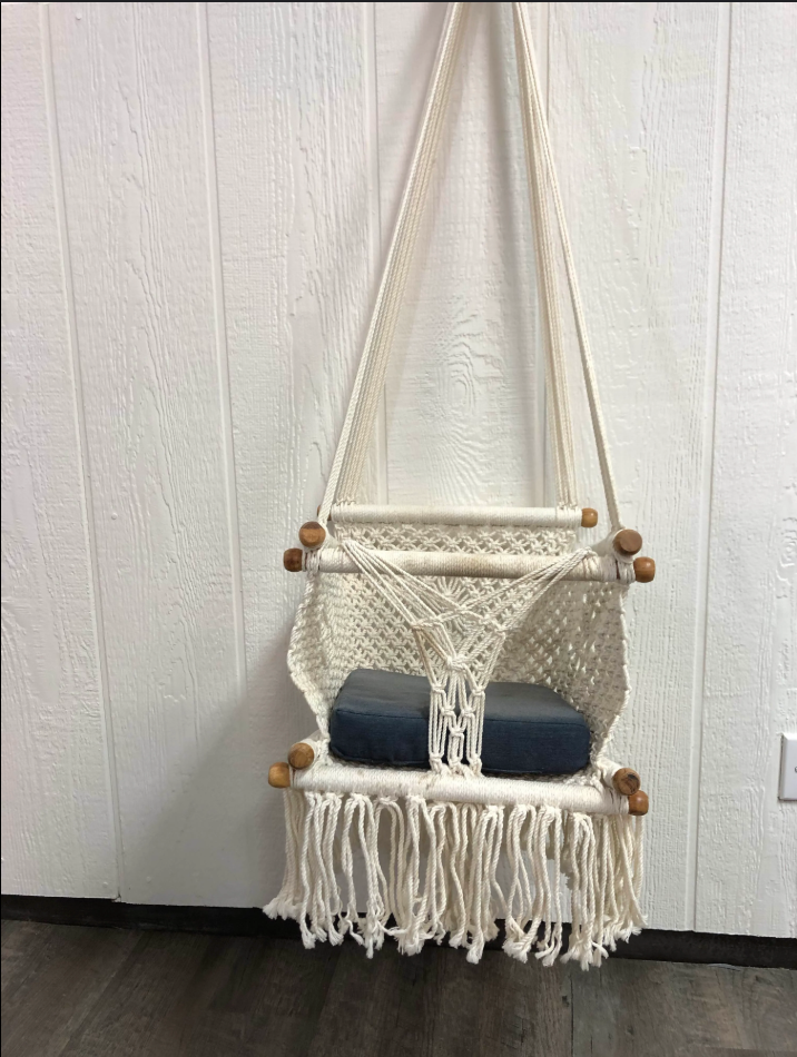 SnuggleNest – Handmade Baby Swing