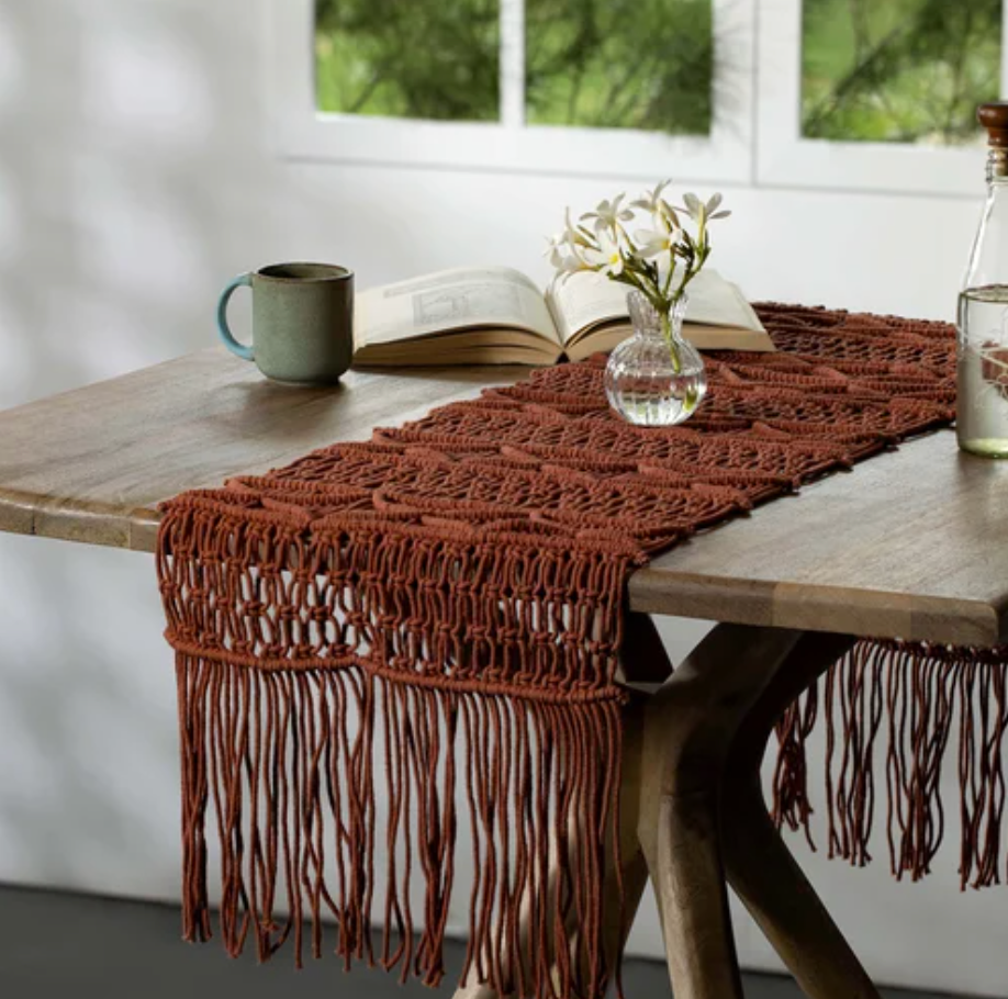 LoomLuxe – Handmade Table Runner
