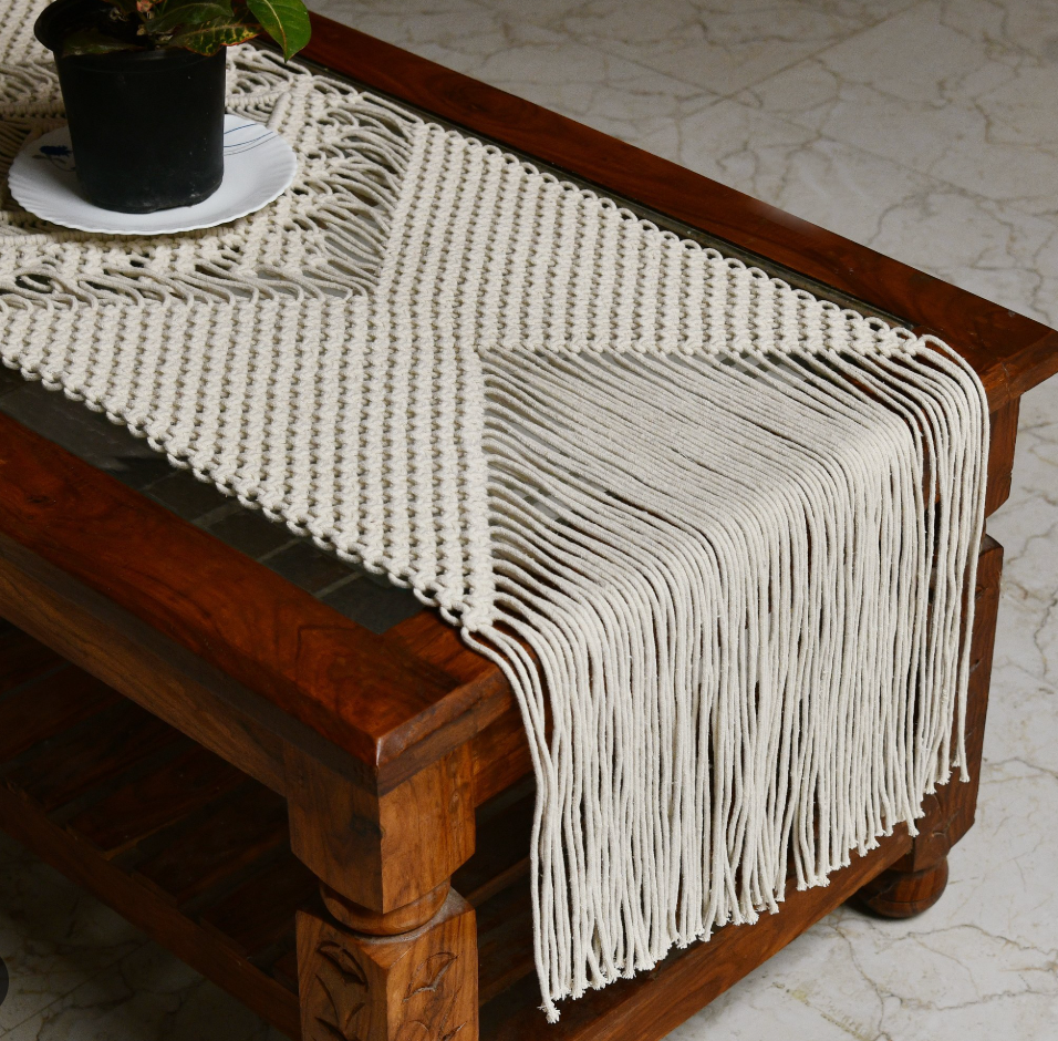SereniWeave – Handmade Table Runner