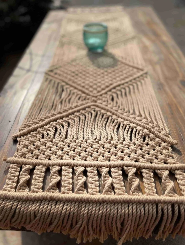 EarthLoom – Handmade Table Runner